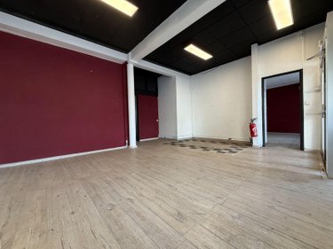 Fonds et murs commerciaux a vendre Saint-Denis 97400 Réunion 100 m2  264500 euros
