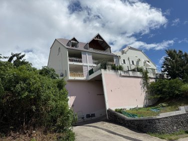 Appartement a vendre Sainte-Clotilde 97490 Réunion 104 m2 3 pièces 350000 euros