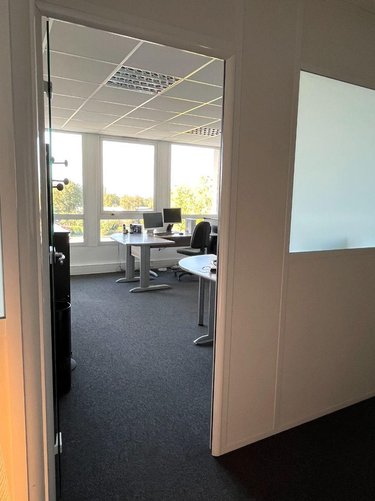 Fonds et murs commerciaux a vendre Pacé 35740 Ille-et-Vilaine 103 m2  213610 euros