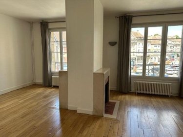 Location appartement Neufchâtel-en-Bray 76270 Seine-Maritime 83 m2 3 pièces 732 euros