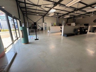 Location fonds et murs commerciaux Cormontreuil 51350 Marne 537 m2  6340 euros