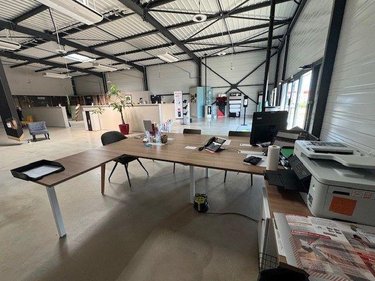 Location fonds et murs commerciaux Cormontreuil 51350 Marne 537 m2  6340 euros