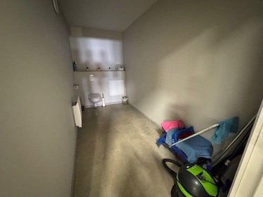 Location fonds et murs commerciaux Cormontreuil 51350 Marne 537 m2  6340 euros