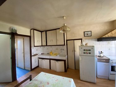 Maison a vendre Glénat 15150 Cantal 52 m2 3 pièces 65190 euros