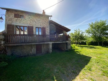Maison a vendre Glénat 15150 Cantal 52 m2 3 pièces 65190 euros
