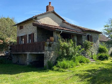 Maison a vendre Glénat 15150 Cantal 52 m2 3 pièces 65190 euros