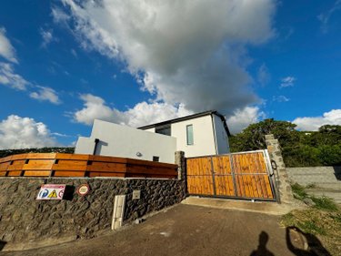 Maison a vendre Saint-Leu 97436 Réunion 110 m2 4 pièces 755000 euros