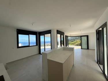 Maison a vendre Saint-Leu 97436 Réunion 110 m2 4 pièces 755000 euros