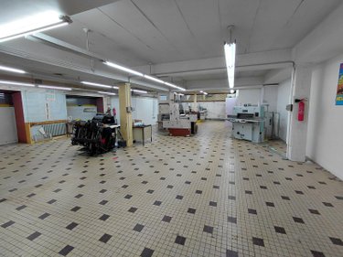 Fonds et murs commerciaux a vendre Pontivy 56300 Morbihan 209 m2  293680 euros