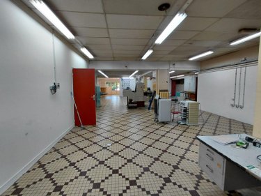 Fonds et murs commerciaux a vendre Pontivy 56300 Morbihan 209 m2  293680 euros