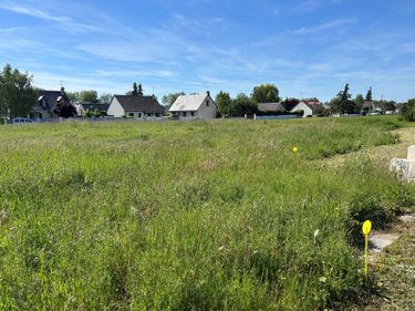 Terrain a batir a vendre Mer 41500 Loir-et-Cher 825 m2  51350 euros