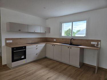 Location maison Allaire 56350 Morbihan 110 m2 3 pièces 950 euros
