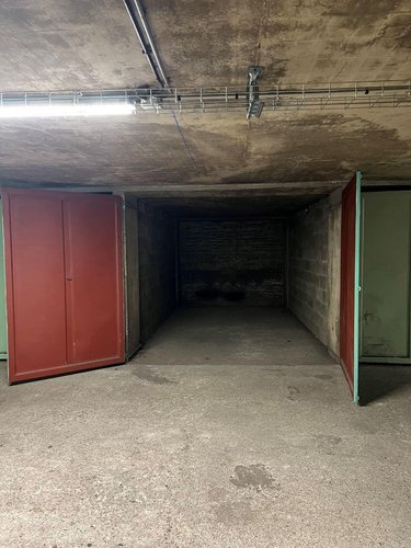 Garage et parking a vendre Rennes 35000 Ille-et-Vilaine 14 m2  29000 euros