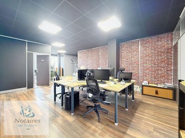 Fonds et murs commerciaux a vendre Hazebrouck 59190 Nord 125 m2  141750 euros