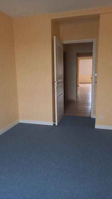 Appartement a vendre Arpajon-sur-Cère 15130 Cantal 84 m2  148400 euros
