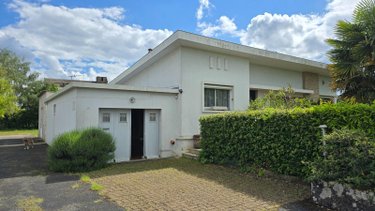 Maison a vendre Sauzé-Vaussais 79190 Deux-Sèvres 134 m2 10 pièces 162750 euros