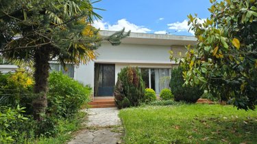 Maison a vendre Sauzé-Vaussais 79190 Deux-Sèvres 134 m2 10 pièces 162750 euros