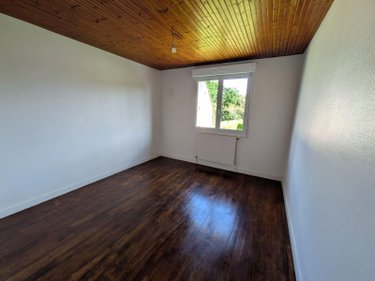 Location maison Bruz 35170 Ille-et-Vilaine 99 m2 5 pièces 830 euros