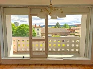 Appartement a vendre Issoire 63500 Puy-de-Dôme 57 m2 4 pièces 91000 euros