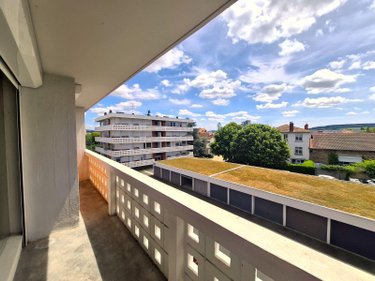 Appartement a vendre Issoire 63500 Puy-de-Dôme 57 m2 4 pièces 91000 euros
