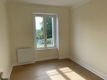 Location appartement Châtillon-sur-Indre 36700 Indre 80 m2 4 pièces 650 euros