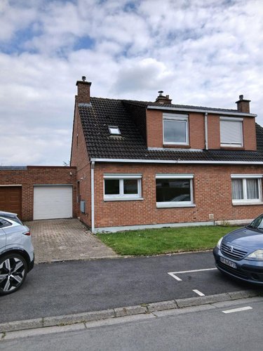 Location maison Bailleul 59270 Nord 93 m2  900 euros