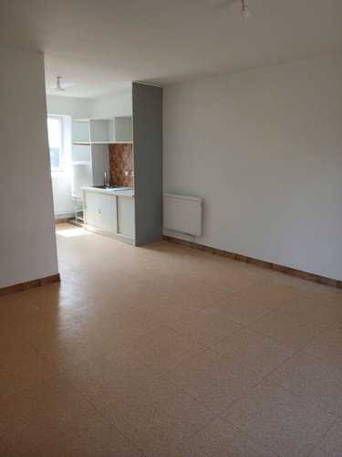 Location appartement Merris 59270 Nord 29 m2  350 euros
