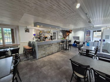 Fonds et murs commerciaux a vendre Domjean 50420 Manche  68250 euros