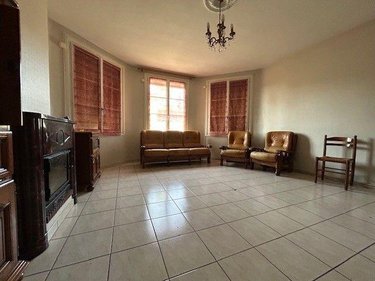 Maison a vendre Baugé-en-Anjou 49150 Maine-et-Loire 102 m2 5 pièces 193325 euros