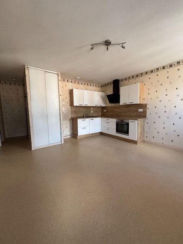 Location appartement Fougères 35300 Ille-et-Vilaine 52 m2 3 pièces 590 euros