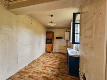 Maison a vendre Saint-Amand-Montrond 18200 Cher 80 m2 5 pièces 48000 euros