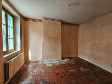 Maison a vendre Saint-Amand-Montrond 18200 Cher 80 m2 5 pièces 48000 euros