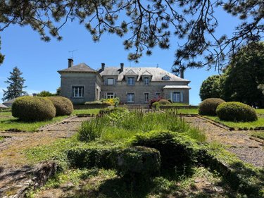 Maison a vendre Mauriac 15200 Cantal 379 m2 11 pièces 551200 euros