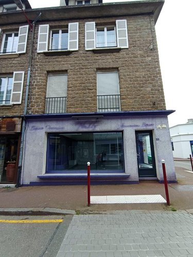 Fonds et murs commerciaux a vendre Condé-en-Normandie 14110 Calvados 56 m2  43600 euros