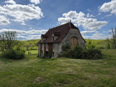 propriete a vendre Figeac 46100 Lot 135 m2 4 pièces 282800 euros