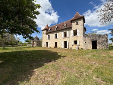 propriete a vendre Figeac 46100 Lot 135 m2 4 pièces 282800 euros