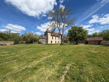 propriete a vendre Figeac 46100 Lot 135 m2 4 pièces 282800 euros