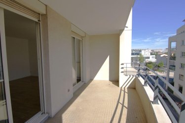 Appartement a vendre Lyon 8e Arrondissement 69008 Rhône 72 m2 4 pièces 365000 euros