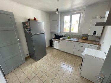 Location appartement Saint-Pol-sur-Ternoise 62130 Pas-de-Calais 66 m2 3 pièces 600 euros