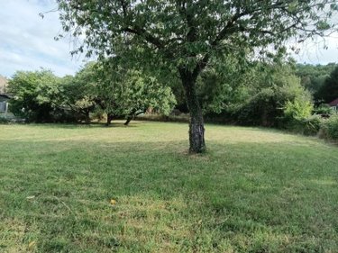 Terrain a batir a vendre Saint-Amand-Montrond 18200 Cher 748 m2  12000 euros