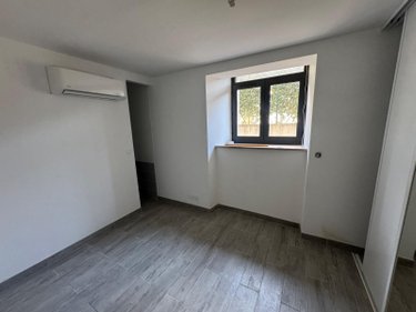 Fonds et murs commerciaux a vendre Ajaccio 20000 Corse-du-Sud 74 m2  820000 euros
