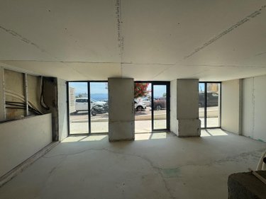 Fonds et murs commerciaux a vendre Ajaccio 20000 Corse-du-Sud 74 m2  820000 euros