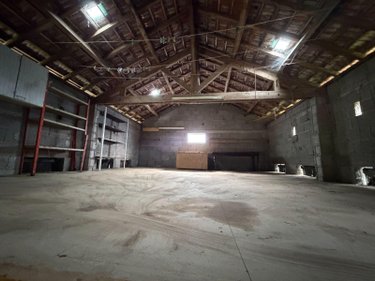 Divers a vendre Rueyres 46120 Lot  29000 euros