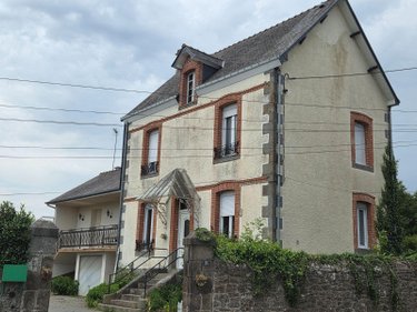Maison a vendre Ambrières-les-Vallées 53300 Mayenne 98 m2 7 pièces 120500 euros
