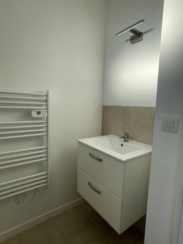 Location appartement Libourne 33500 Gironde 29 m2 1 pièce 425 euros