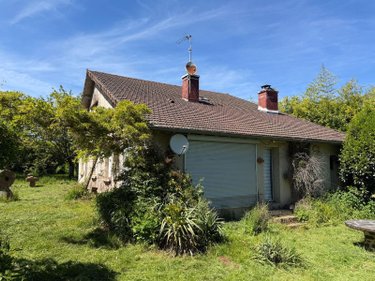 Maison a vendre Mauriac 15200 Cantal 10 pièces 212000 euros