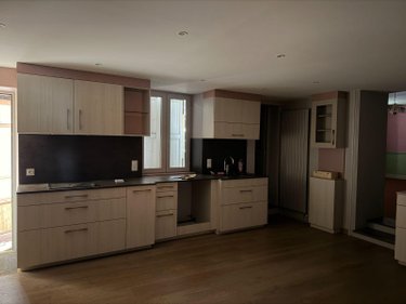 Immeuble a vendre 15 Cantal  84800 euros