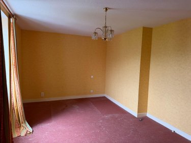 Immeuble a vendre 15 Cantal  84800 euros