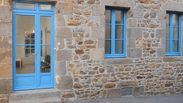 Location fonds et murs commerciaux Combourg 35270 Ille-et-Vilaine 48 m2  700 euros