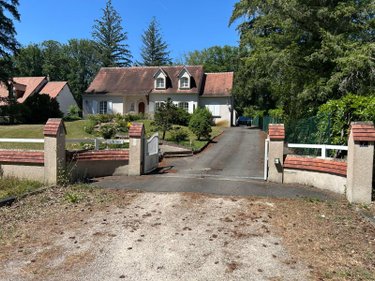 Maison a vendre La Ferté-Saint-Cyr 41220 Loir-et-Cher 193 m2 9 pièces 294000 euros